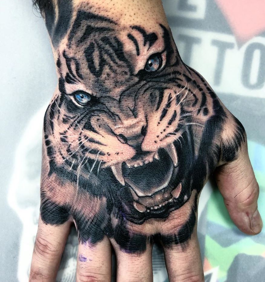 Tattoo Artist Cemil Uzun