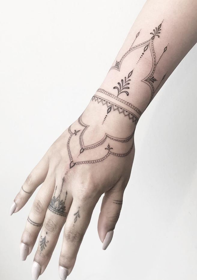 Tattoo Artist Jojo Chronicink