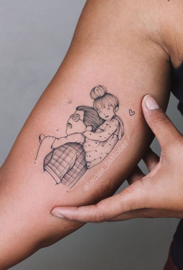 Tattoo Artist Lari Louise